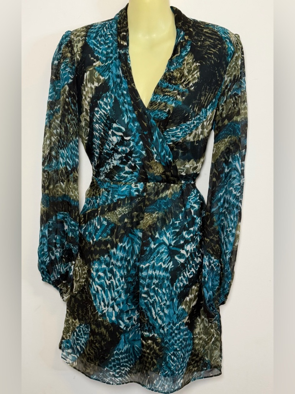 Laundry by Shelli Segal Blue and Green Print Silk Long Sleeve Dress